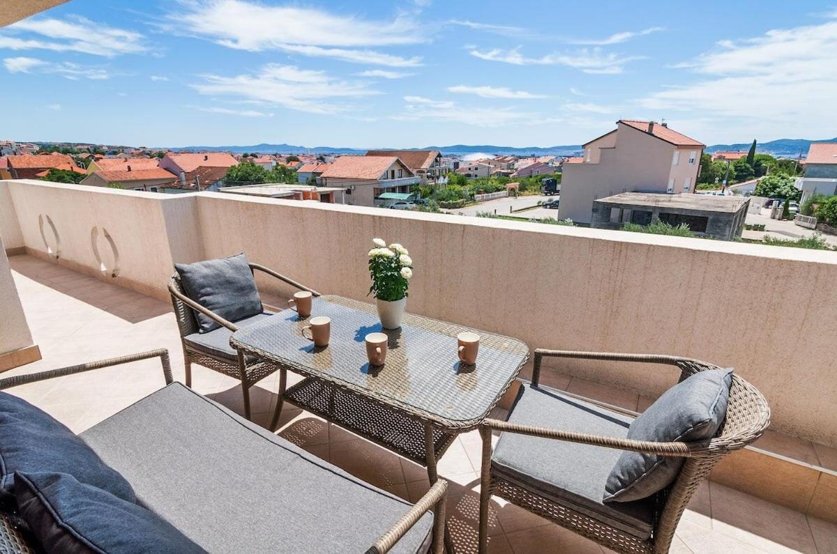 Apartments Brane - Free Parking ザダル エクステリア 写真